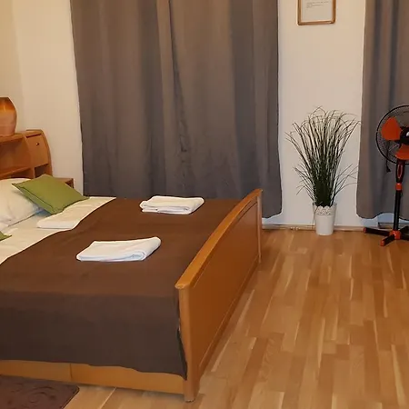 01 * Praag