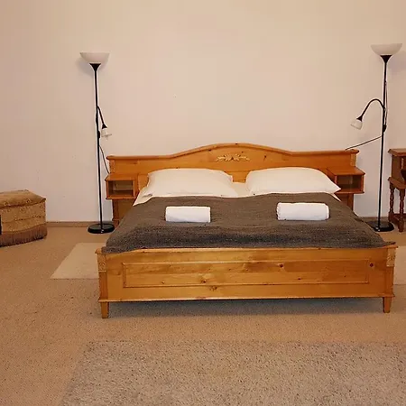 01 Apartment